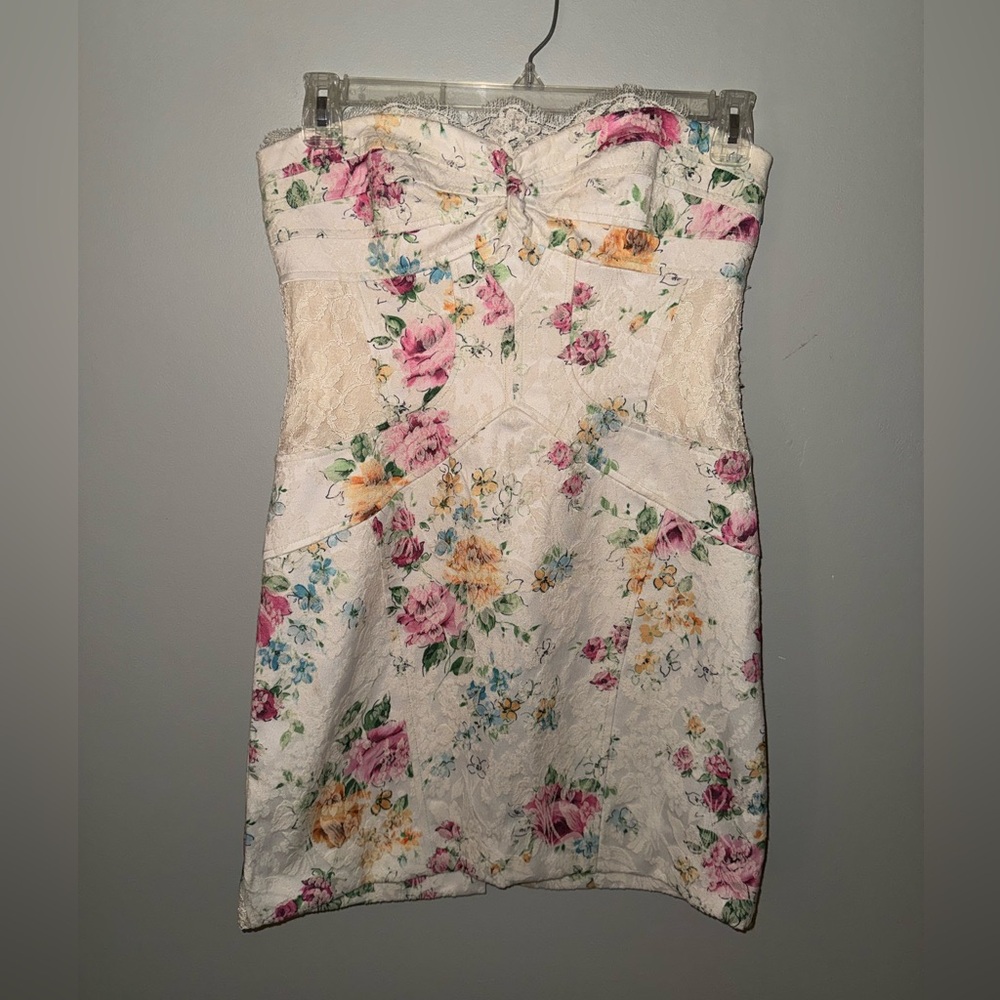 David Meister Strapless White Floral Lace Mini Dress